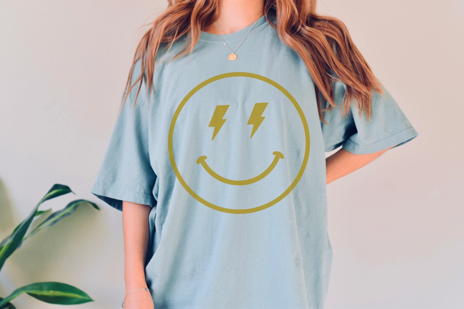 happy face tee