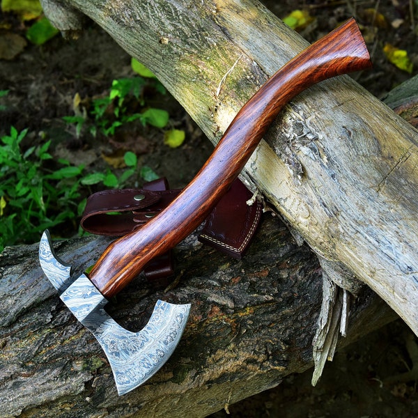 Handmade Damascus Steel Tomahawk / Hatchet / Axe With Rose Wood Hunting Camping Crafts Perfect Gift