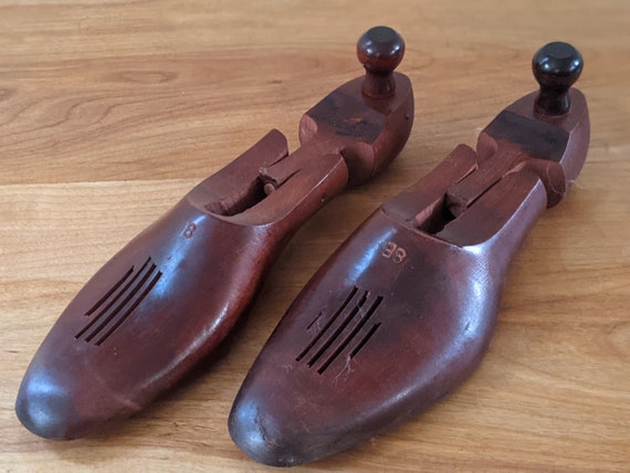 Schoenen Inlegzolen & Accessoires Schoenenrekken Wooden Shoe Tree size 38 Pair of Dacks Vintage Wooden Shoe Forms 