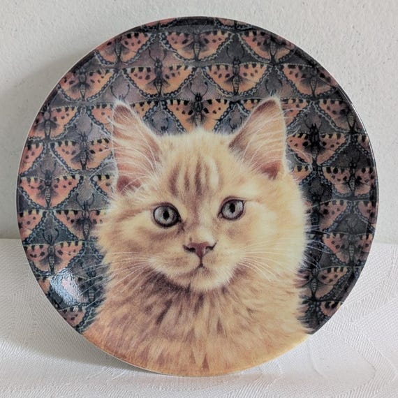 Royal Worcester Ivory Cats Plate: Lesley Anne Ivory Art
