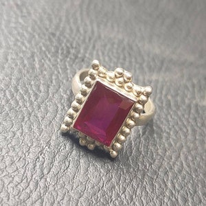Roter Imitationsring, Roter Ring, Statementring, einfacher Ring 925 Sterlingsilber-handgemachter Ring für sie