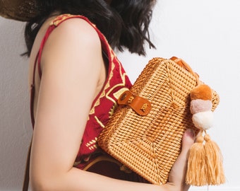 vegan rattan bag