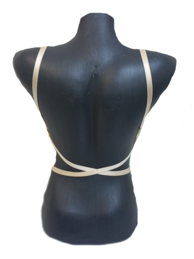what bra to wear with open back shirt