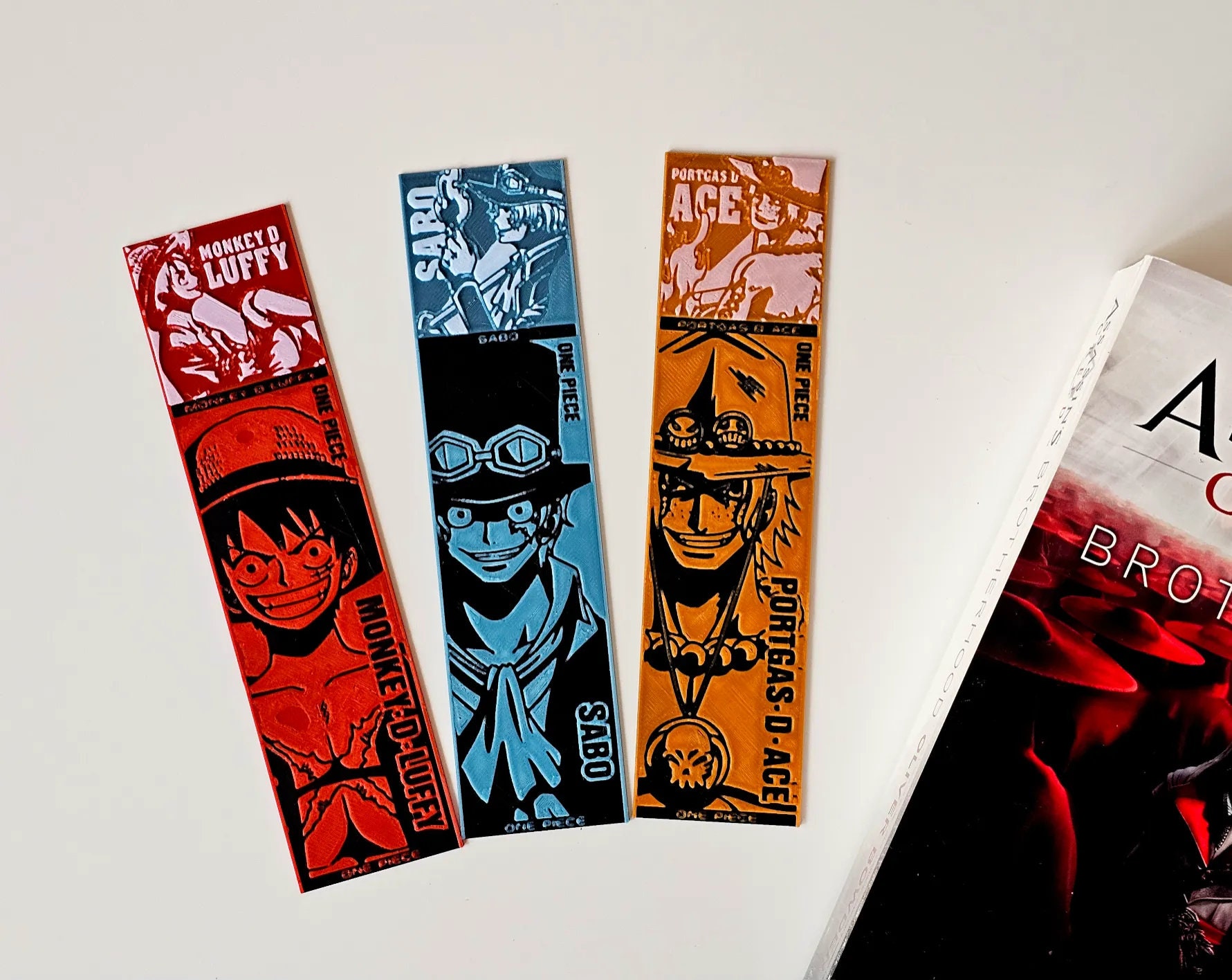 ワンピース BOOKMARK One Piece Brothers Bookmark - Luffy Ace Sabo Anime Manga Gift for