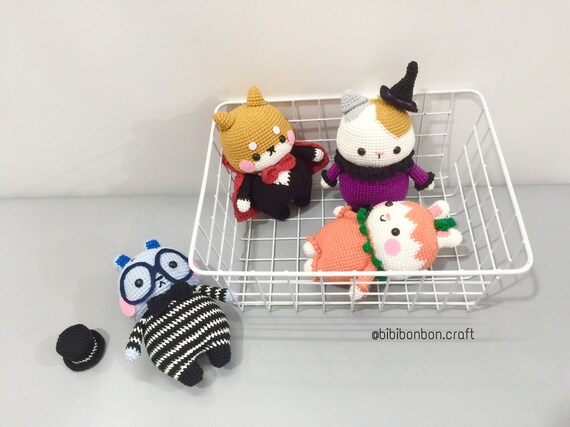 Tonton Friends Amigurumi Crochet Pattern Bundle: Halloween Animals