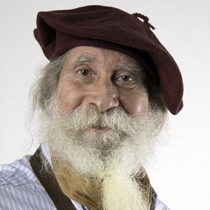Knitted beret with cotton thread. Gaucho beret. Unisex cotton beret. Made in Argentina.
