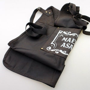 Leather grill apron. Leather grill master apron. Original design of a leather apron for the grill. Made in Argentina. image 3