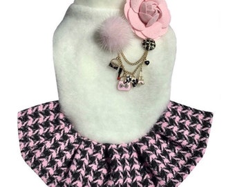 Pawris Je t’aime dog dress, pink and white dog dress, paris inspired dog dress, Houndstooth dog skirt, fashion dog dress, knitted dog dress