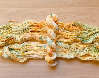 Pumpkin Patch MINI SKEIN, Hand Dyed Yarn, Superwash Merino/Nylon, Fingering & DK Weight