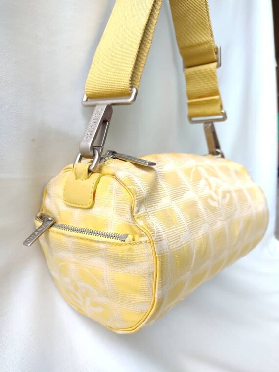 Chanel sport CC lemon