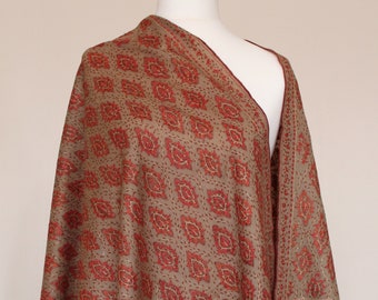 Embroidered Shawl, Handembroidered Scarf with Sozni Embroidery, Fine Wool Scarf, Kashmir Pashmina.