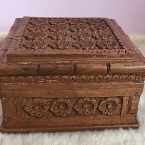 Mother&#39;s Day Gift, Wooden Jewellery Box, Hand-carved  from Walnut Wood Jewellery box, Gift for her, Trinket Box, Decorative item.
