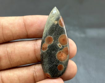 Cabochão de jaspe papoula natural. Pedra preciosa solta de jaspe papoula, semipreciosa, feito à mão. Cabochão nº 2191.