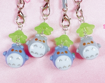 Adorno para teléfono móvil de arcilla kawaii de espíritu del bosque, estilo anime, hecho a mano