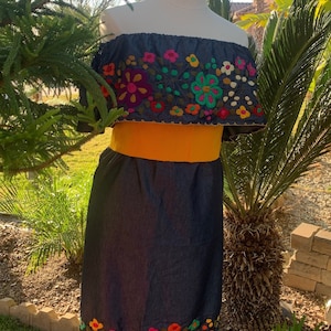 PLUS SIZE Vestido DAHLIA Bordado Mexicano Campesina, Embroidered Mexican Party dress, Beautiful embroidery Dresses, off the shoulder dress