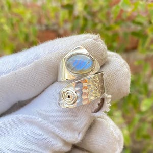 Cute Labradorite Ring, Adjustable Ring, 925 Sterling Silver Ring, Handmade Statement Ring, Blue Labradorite Gemstone Ring, Gifts For Special