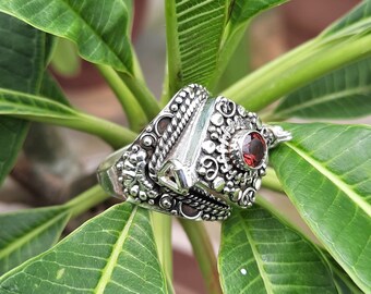 Cut Garnet Poison Ring,Sterling Silver 925 Ring,January Birthstone Ring,Silver Material Handmade Boho Box Ring,Christmas Gift for Her