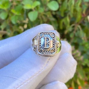 Anillo de veneno con nombre personalizado, joyería de plata de ley 925, anillo de veneno con letras, joyería con letras de la A a la Z, regalo de Navidad para personas especiales