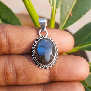 Labradorite Pendant | 925 Sterling Silver Handmade Jewelry | Gorgeous Gift for All | Unique Labradorite Necklace
