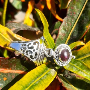 Natural Garnet Poison Ring, Handmade 925 Sterling Silver Locket Antique Poisoner Ring, Compartment Pill Box Jewellery, Christmas Day Gifted