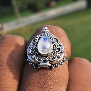 Natural Moonstone Poison Ring,Poisoner Ring,Pill Box Jewelry,Handmade Open Locket Jewelry,925 Sterling Silver ,Christmas Day Gifts For Women