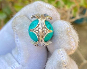 Handmade Sterling Silver Plated Turquoise Pendant Necklace, 18MM Spin Stone