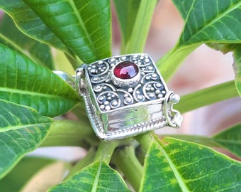 Handmade Sterling Silver Plated Garnet Poison Pendant – Pill Box Necklace