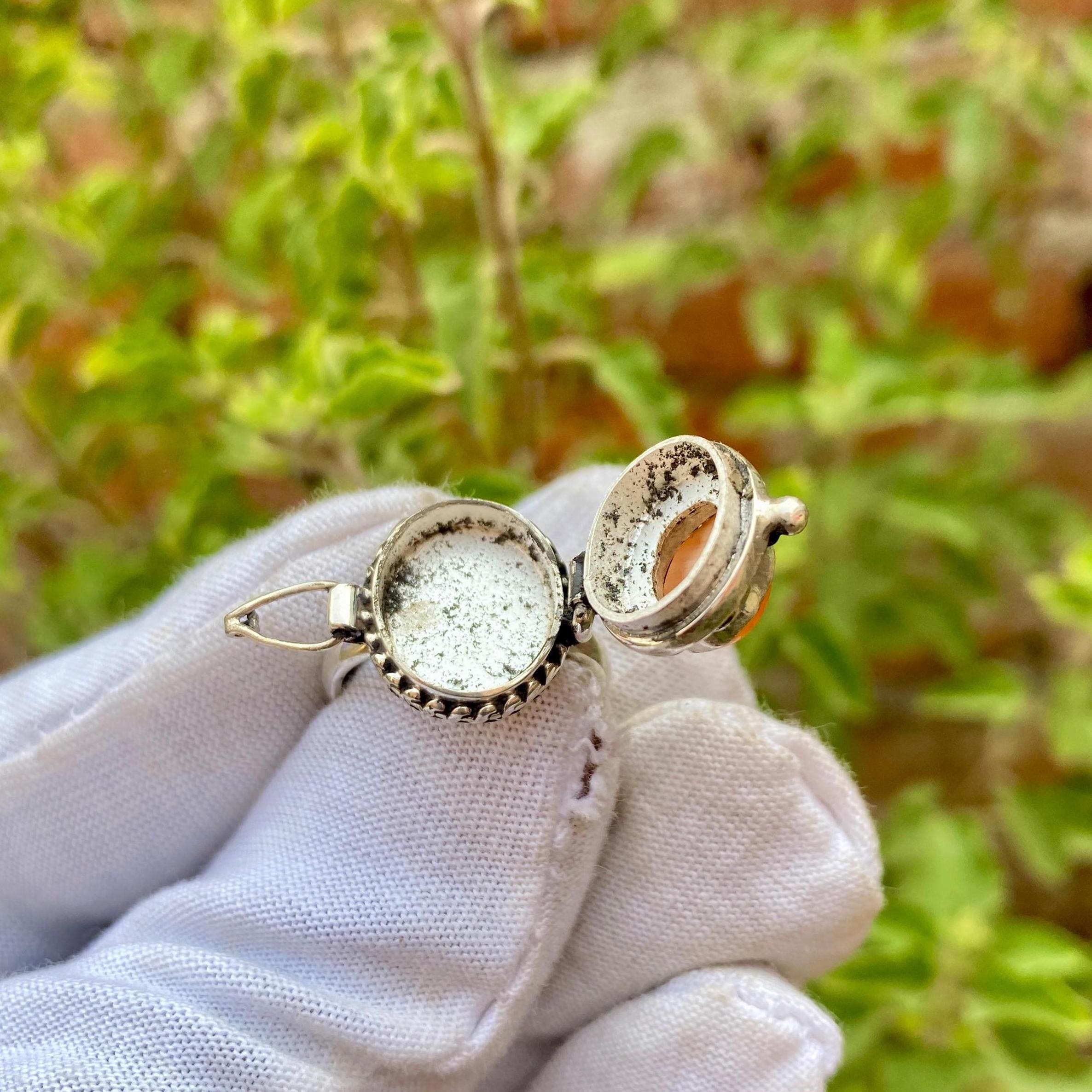 Cat's Eye Poison Ring, Handmade 925 Sterling Silver Plated