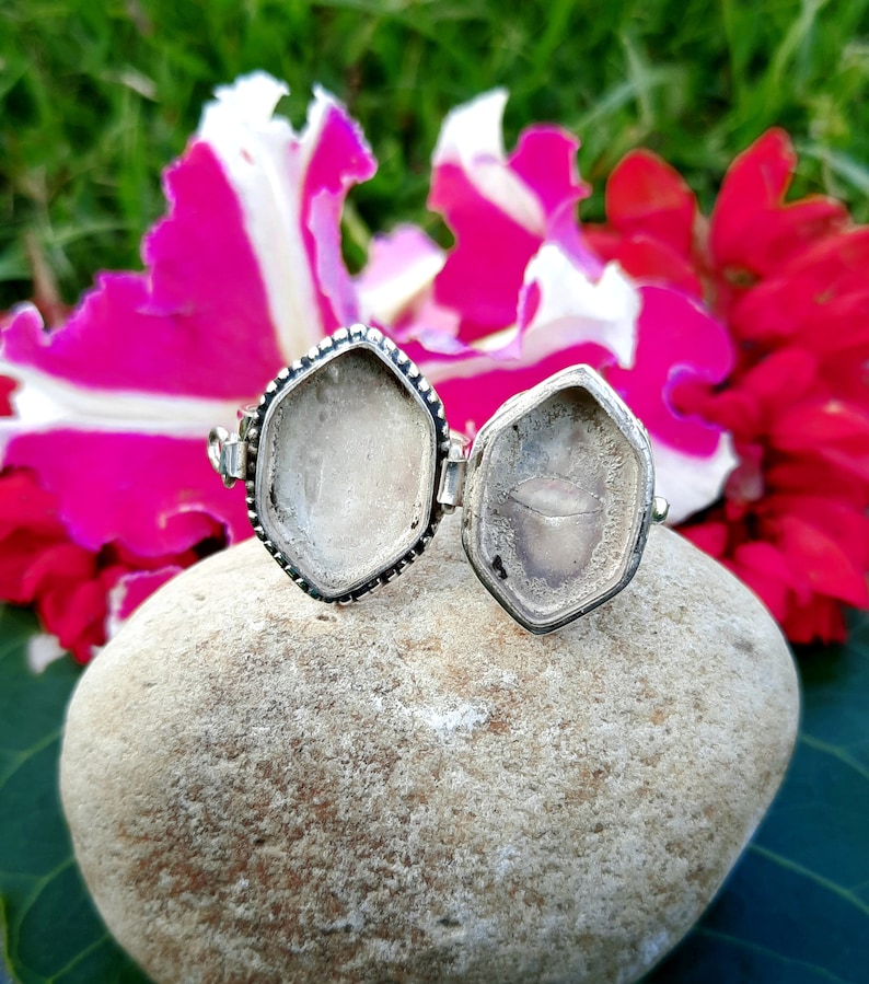 June birthstone ring moonstone Silver Ring gift for sterling silver 925 ring poison ring love ring,small box ring Rainbow ring