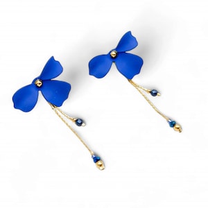 Flower earrings