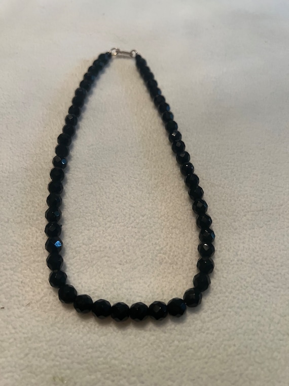 Vintage Hobe black glass bead necklace