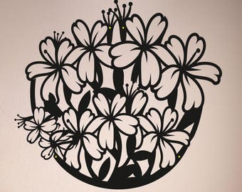 Väggkonst med mandala och blommor i metall, rustik trädgårdsdekoration