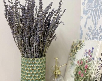 絶妙なグリーンのハニカム円筒花瓶 - 金縁のエレガントなガラス製