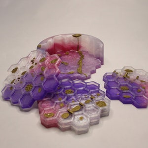 Honey Coaster Set | Honey Comb Coaster | Beautiful Bee Engraving | Splash Design | Set of 4