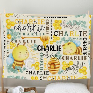 Personalized Bumble Bee Name Blanket, Bumble Bee Nursery, Honey Bee Nursery, Custom Baby Blanket, Custom Name Blanket, Bee Themed Nursery