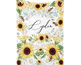 Personalized Sunflower and Bee Name Blanket, Custom Baby/Toddler Blanket, Baby Blanket With Name, Sunflower Blanket, Sunflower Nursery Décor
