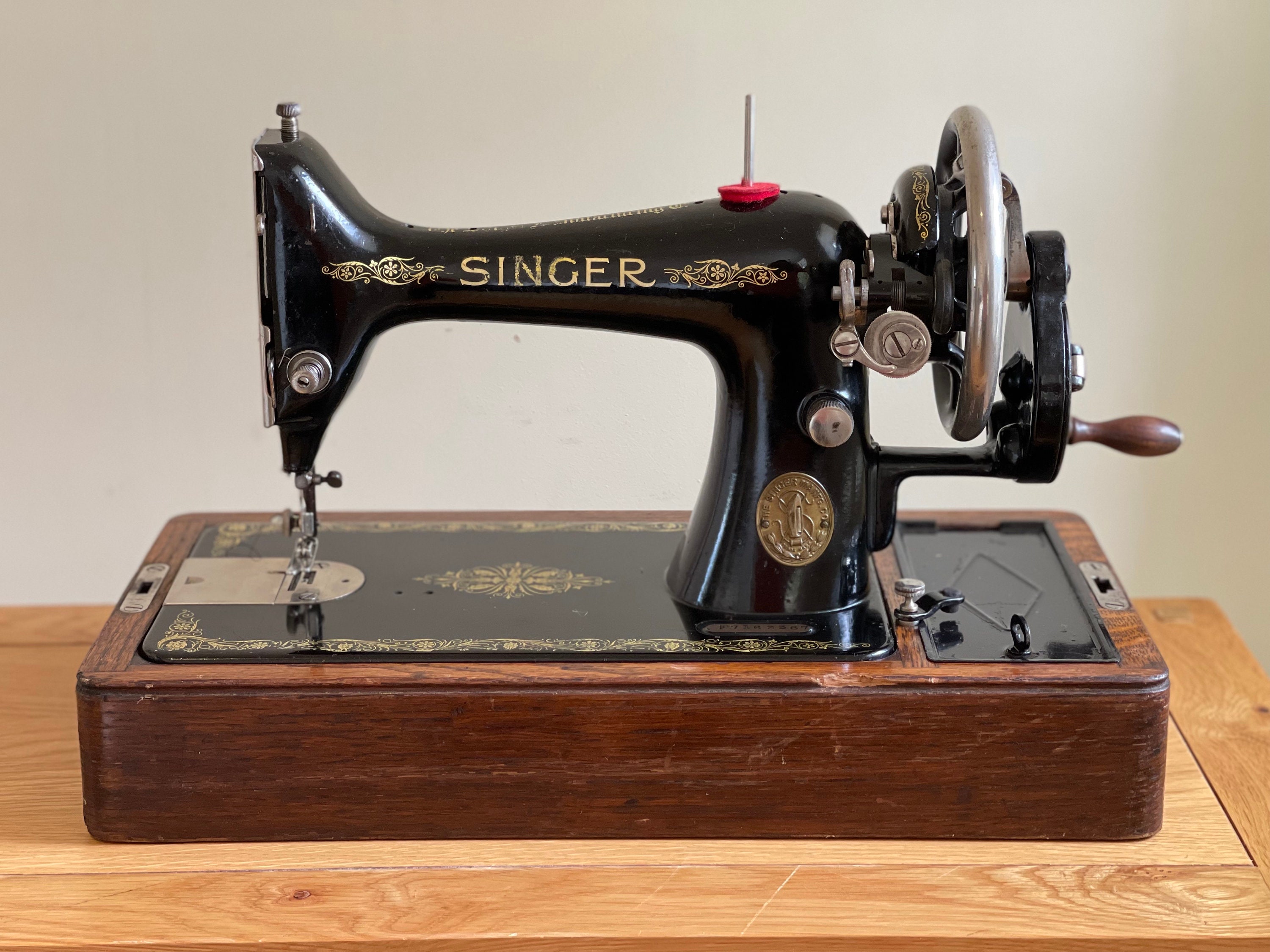 SINGER Sewing Machine Bentwood Wooden Carrying Case for 15 15-91 201 201-2  66 316 127 27 Restored by 3FTERS 