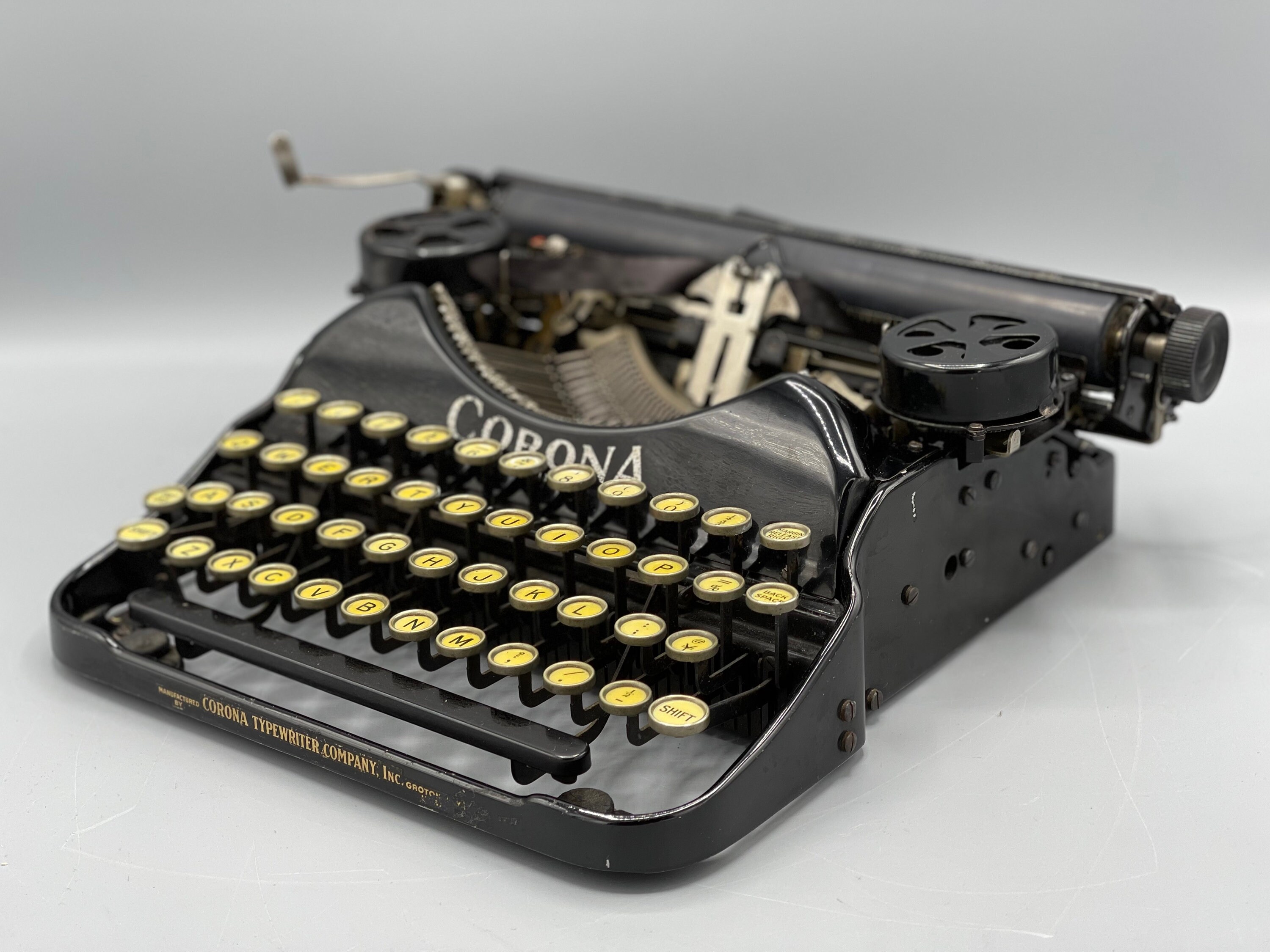 アンティークタイプライター☆CORONA FOUR www.cinema.sk