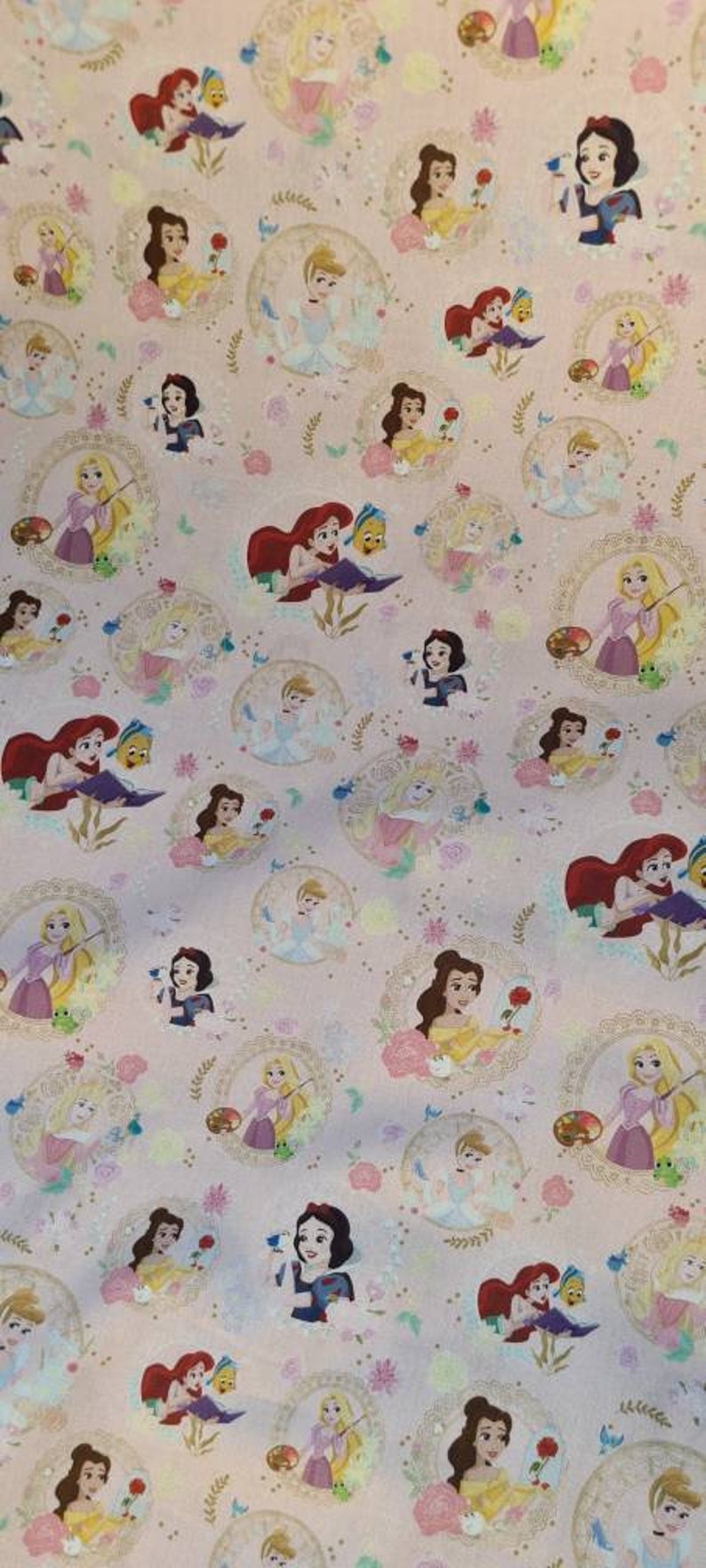 150 1mtr disney princess love hearts top quality 100/%cotton extra wide COTTON 60 inches cm wide Mtr price.