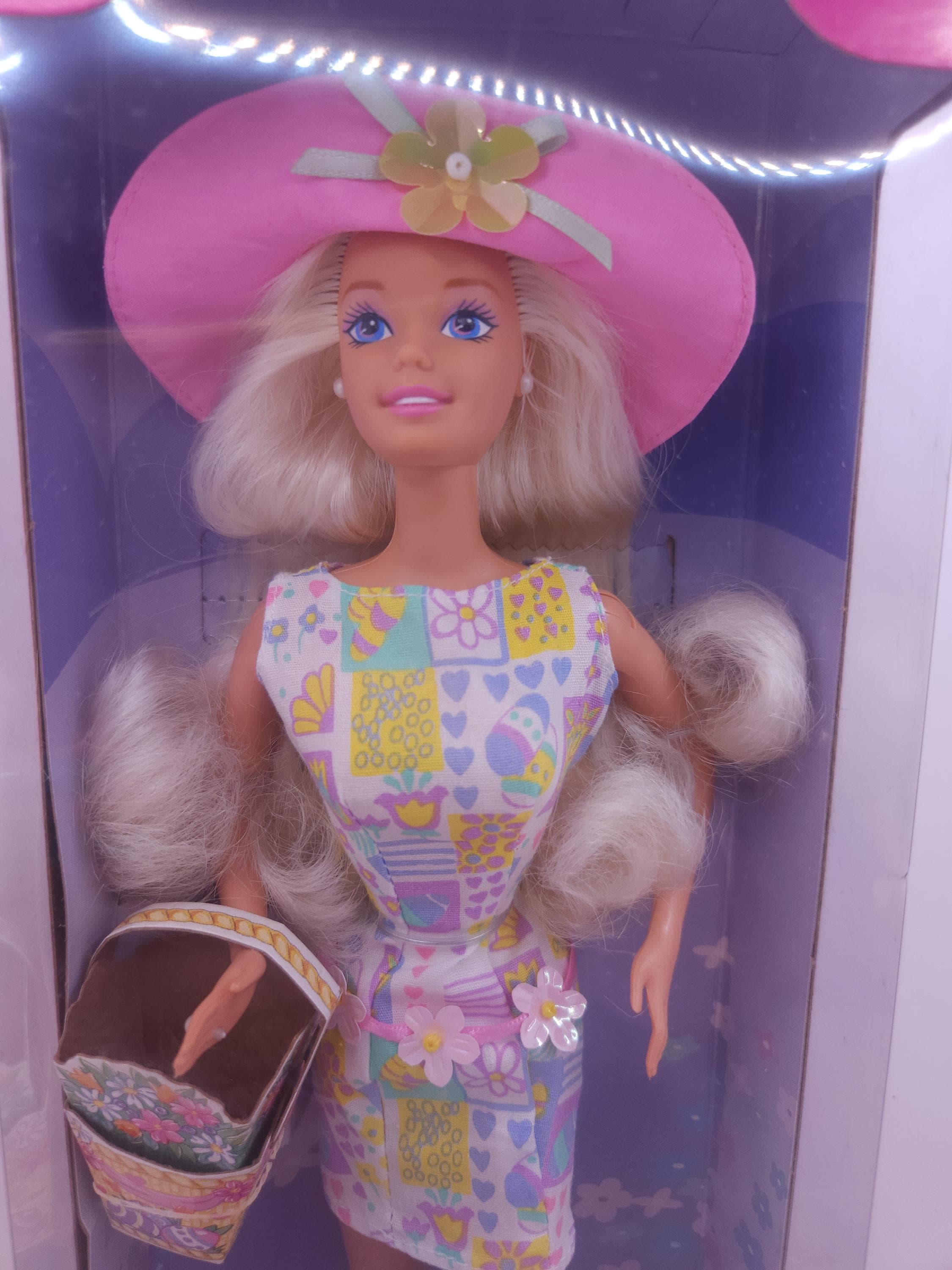 バービー人形　イースターバージョン Barbie Doll - Easter Style Barbie 1997 (mattel) - Special Edition