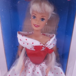 Valentine Barbie Special Edition NRFB, 1995 Valentine Hearts