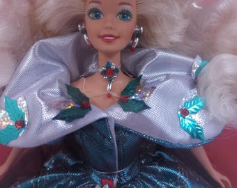 Barbie Doll - 1995 Happy Holidays Barbie (Mattel) - Special Edition, New in Box