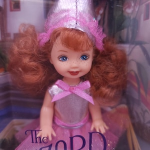 Kelly as Lullaby Munchkin, Wizard of Oz - 1999 (Mattel)