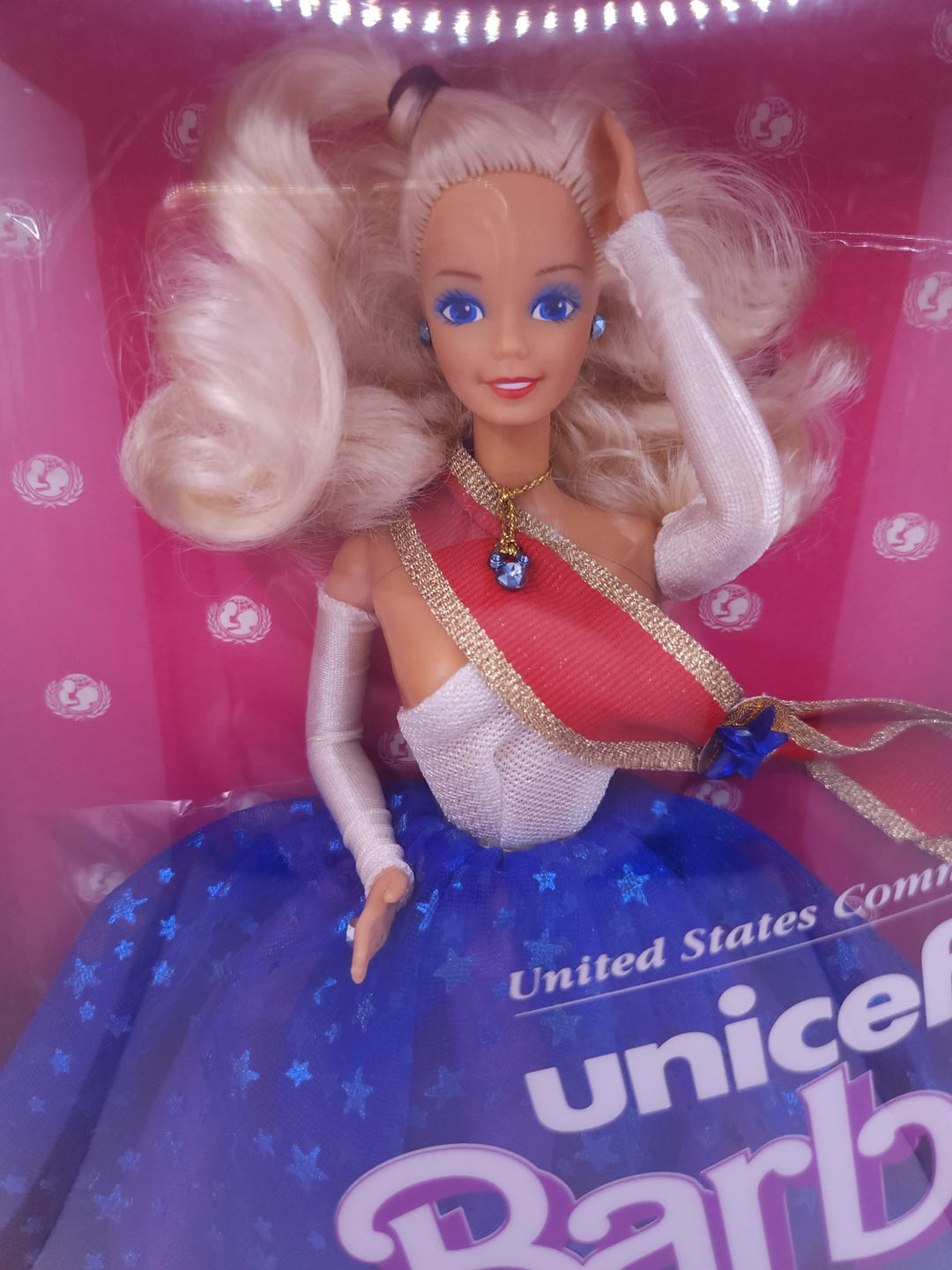 Barbie Doll - Unicef Barbie 1989 (mattel) - Special Edition
