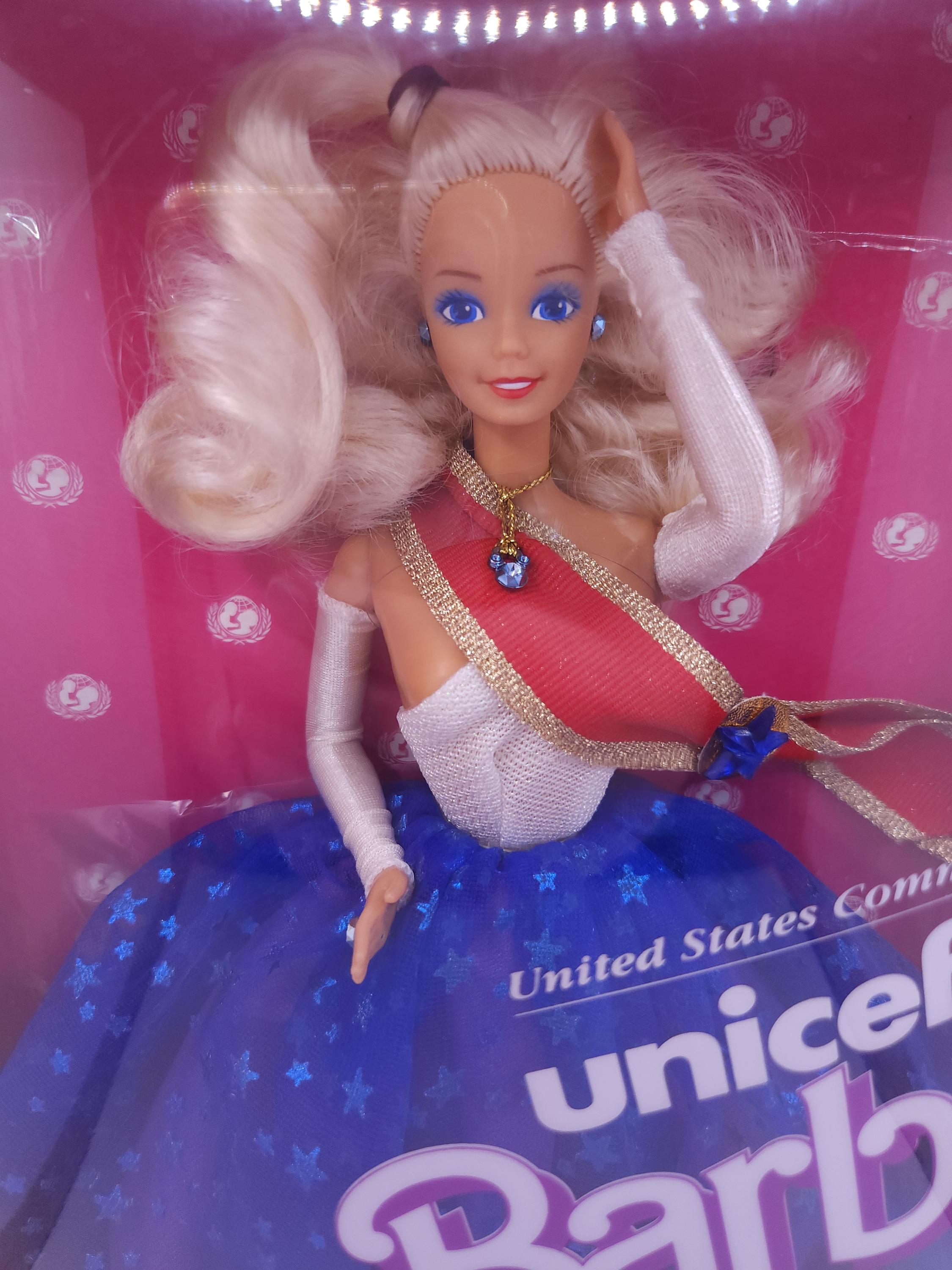 Barbie Doll - Unicef Barbie 1989 (mattel) - Special Edition