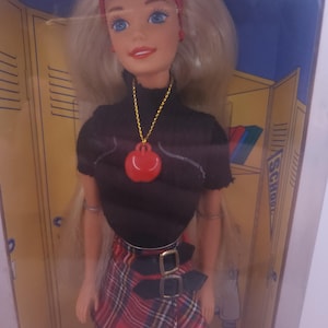 Barbie Doll - School Spirit Barbie 1995 (Mattel) - Special Edition, New in Box