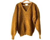 vintage Teanna V neck mustard sweater Size M Oversize