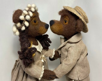 Needle felted bears, Woolen Bear, Teddy Bear, Heartfelt wedding gift, Soulful handmade, Anthropomorphic animal, art doll