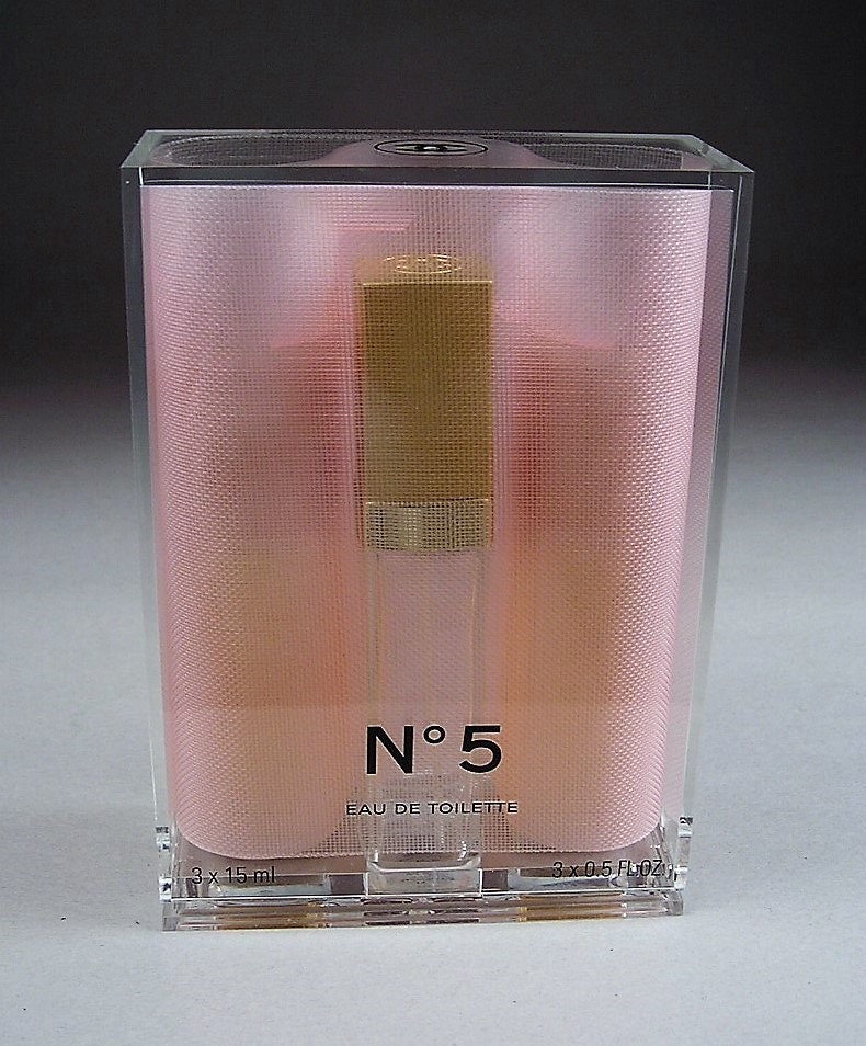 Vintage Chanel No. 5 Eau De Toilette Traveler Sprayer and Two -  Sweden