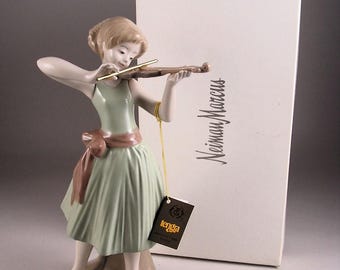 Rare Porcelain Figurine Violinist by Tengra Spain